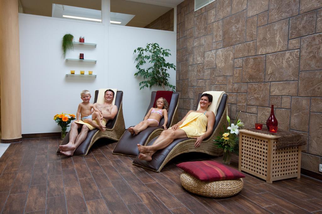 Vita Wellnesshotel Аулендорф Екстериор снимка